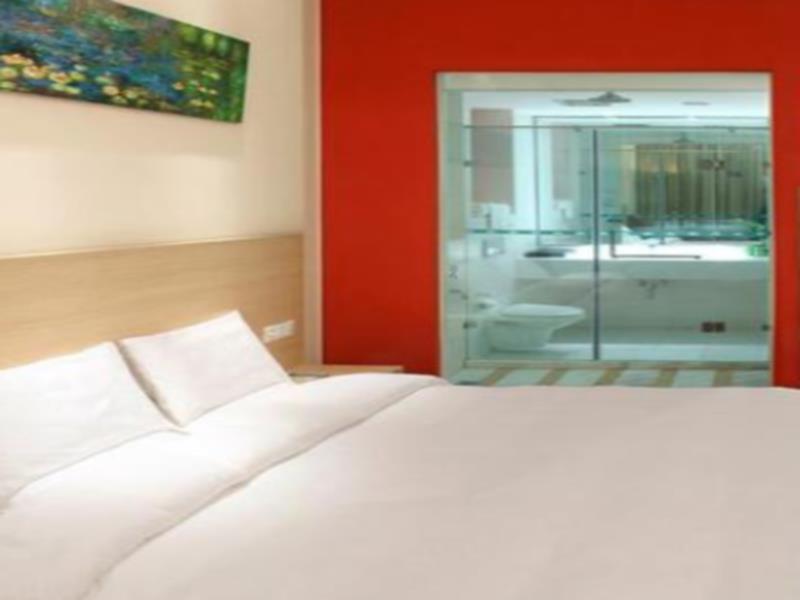 Hanting Hotel Yibin Zhongshan Street Kültér fotó